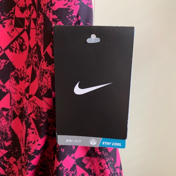 Nike Tank Top - Picture 7 of 7